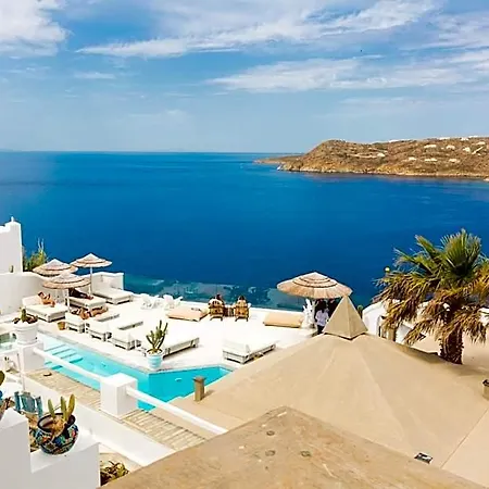 Greco Philia Boutique By Mr And Mrs White Mykonos Town